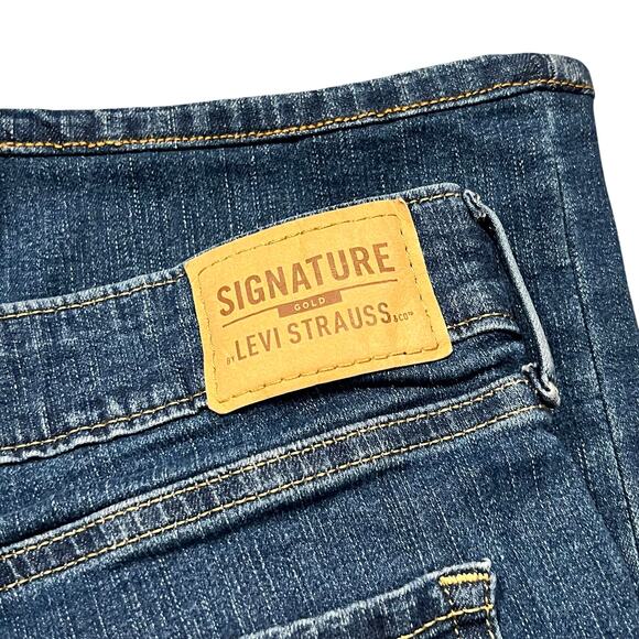 Levi Strauss Signature Gold Totally Shaping Straight Dark Wash Jeans Women 38 24 - Picture 6 of 8